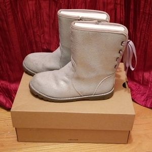 🔥SALE🔥AUTHENTIC GIRLS UGG CORENE BOOTS
